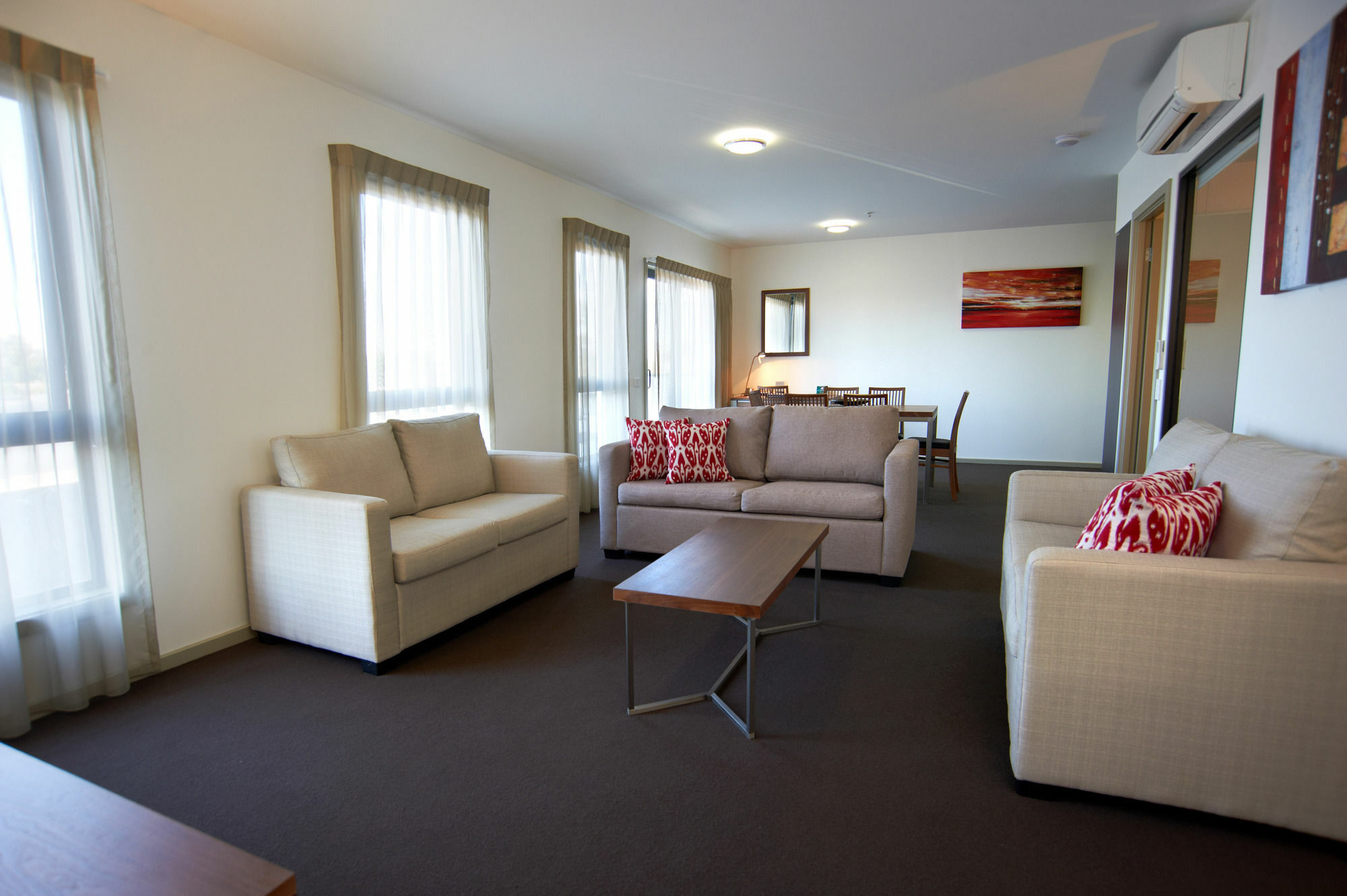 Quest Werribee Aparthotel Bagian luar foto
